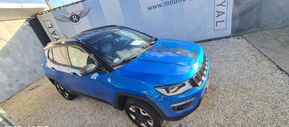 Jeep Compass cena 78900 przebieg: 99500, rok produkcji 2018 z Kępno małe 562